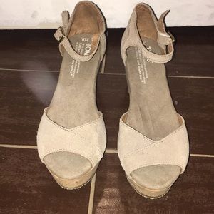 Toms platform sandals